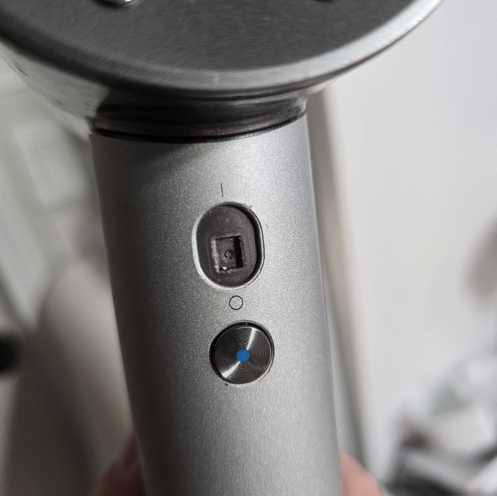 Dyson Professional Hair Dryer - Picture 3 of 8
